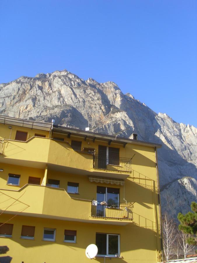 Pietramurata Appartamento Vista Montagna Terzo Piano Dro Kültér fotó